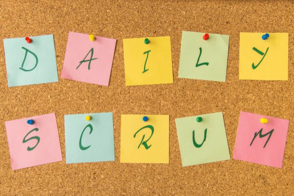 Daily Scrum - 7 Praktische Tipps und Methoden zur Umsetzung